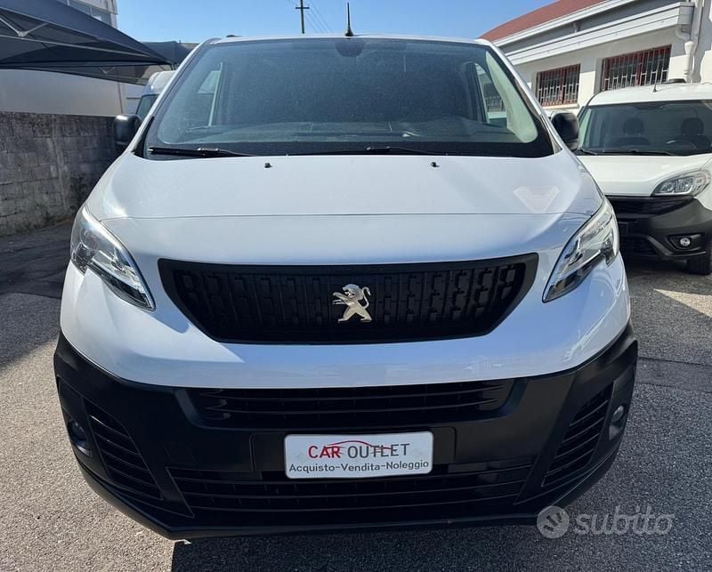 Usata Peugeot Expert 120 CV (88 kW) 2023 Bianco Furgone