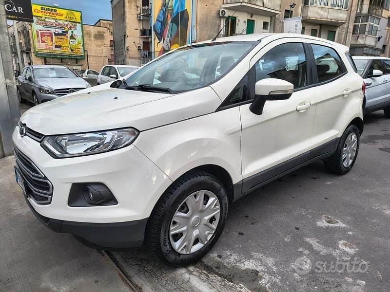 Usata Ford Ecosport 2016 Bianco SUV