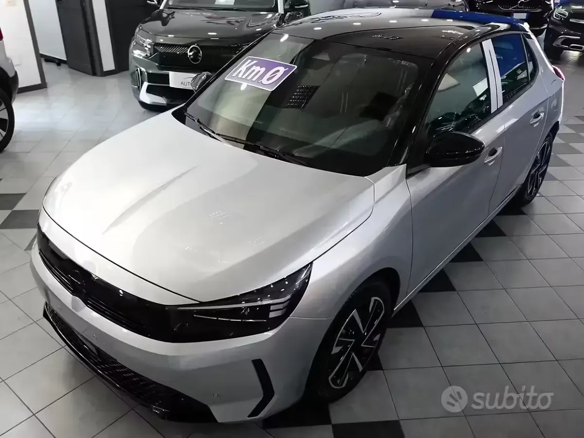 Nuova Opel Corsa 100 CV (73 kW) 2026 Grigio Utilitaria