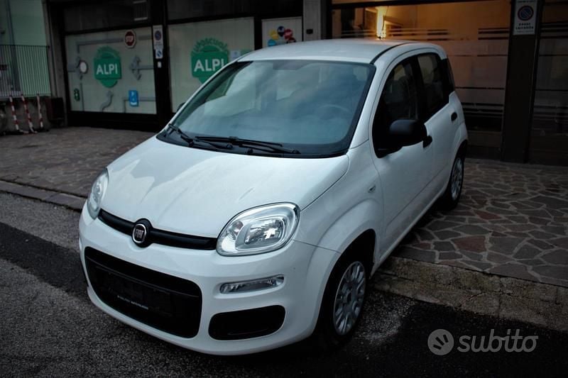 Usata Fiat Panda Easy 69 CV (50 kW) 2019 Bianco Berlina