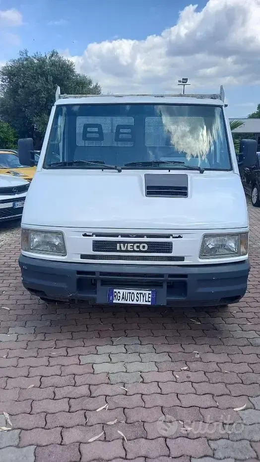 Usata Iveco Daily 86 CV (63 kW) 1999 Bianco