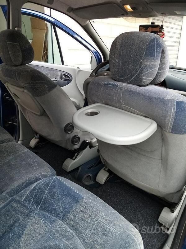 Usata Renault Scénic 2000 Monovolume