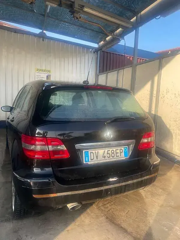 Usata Mercedes B180 109 CV (80 kW) 2009 Monovolume
