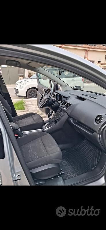 Usata Opel Meriva 136 CV (100 kW) 2014 Grigio Monovolume