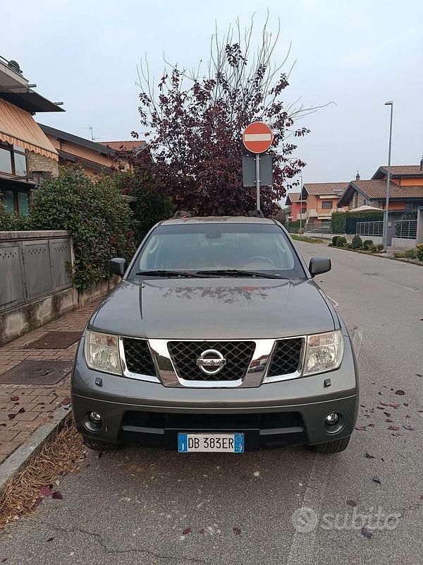 Usata Nissan Pathfinder 2006 Marrone SUV