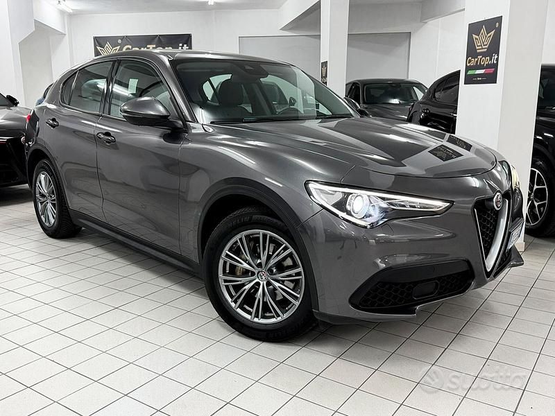 Usata Alfa Romeo Stelvio Business 160 CV (117 kW) 2021 Grigio SUV