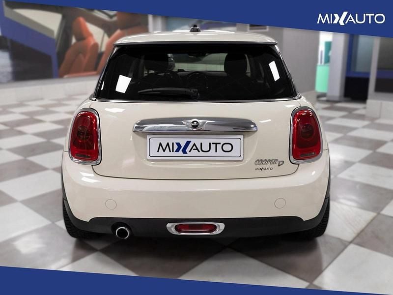Usata Mini Cooper D Hype 116 CV (85 kW) 2014 Bianco Utilitaria