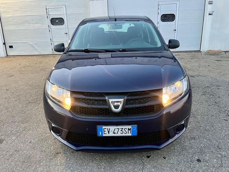 Usata Dacia Sandero 75 CV (55 kW) 2014 Blu Berlina