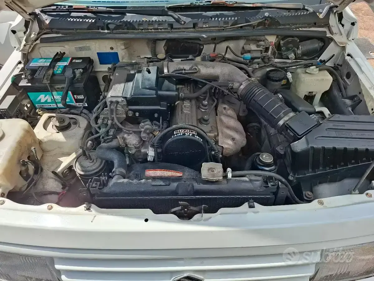 Usata Suzuki Vitara 101 CV (74 kW) 1994 Bianco Station wagon