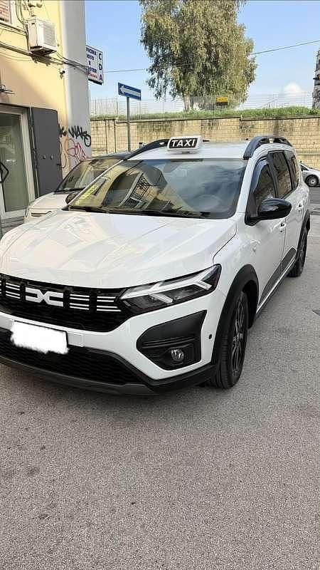 Usata Dacia Jogger Extreme 101 CV (74 kW) 2024 Monovolume