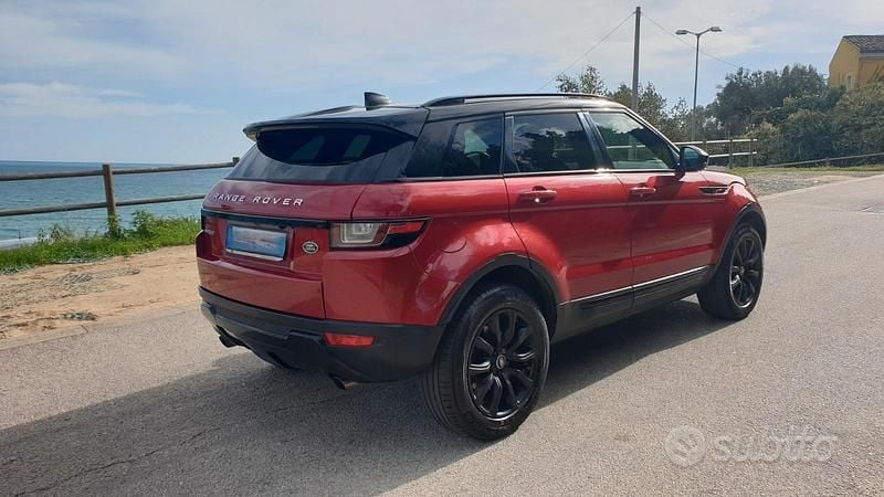 Usata Land Rover Range Rover evoque 150 CV (110 kW) 2016 Rosso SUV