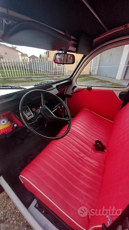 Usata Citroën 2CV 29 CV (21 kW) 1983 Berlina