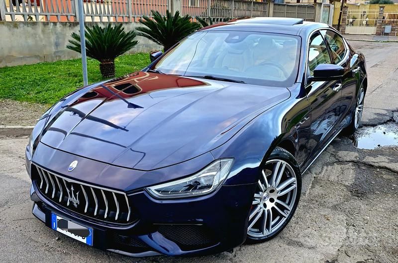 Usata Maserati Ghibli 270 CV (198 kW) 2020 Berlina