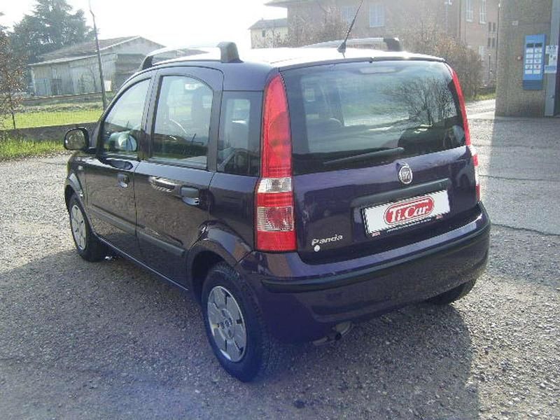 Usata Fiat Panda Dynamic 69 CV (50 kW) 2011 Lilla Utilitaria