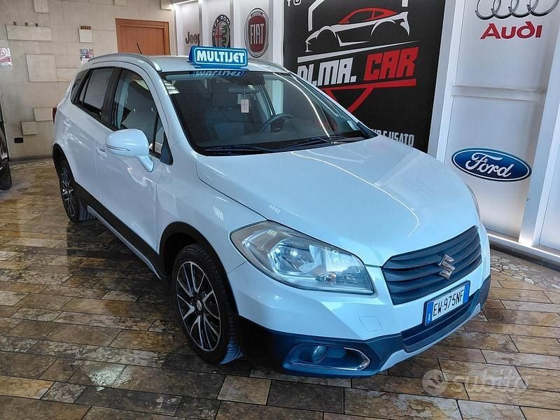 Usata Suzuki SX4 S-Cross 120 CV (88 kW) 2014 Blu Station wagon