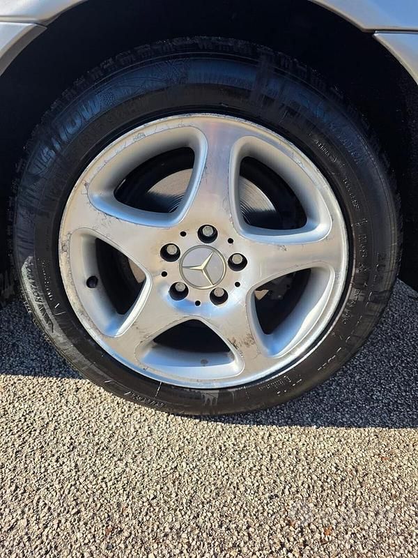 Usata Mercedes C220 Avantgarde 142 CV (104 kW) 2002 Grigio Station wagon