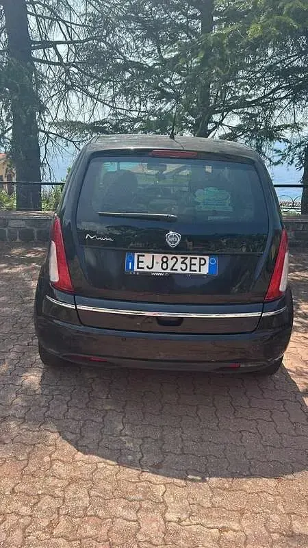 Usata Lancia Musa S 95 CV (69 kW) 2012 Monovolume
