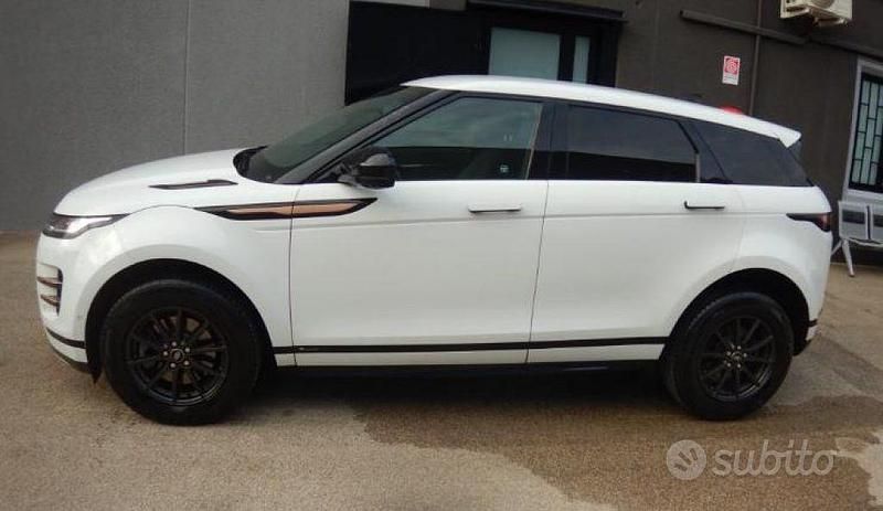Usata Land Rover Range Rover evoque R-Dynamic 163 CV (119 kW) 2021 Bianco SUV