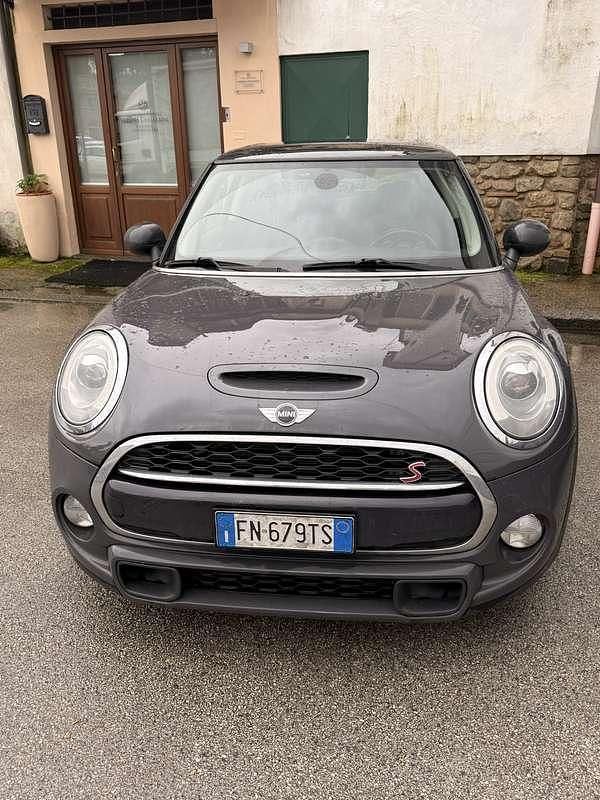 Usata Mini Cooper SD Business 170 CV (125 kW) 2018 Grigio Utilitaria