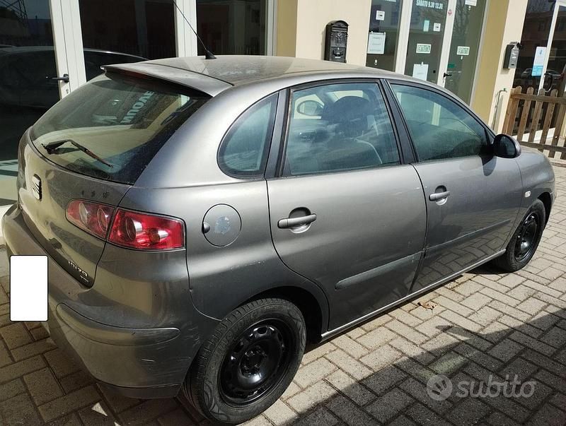 Usata Seat Ibiza 75 CV (55 kW) 2003 Utilitaria