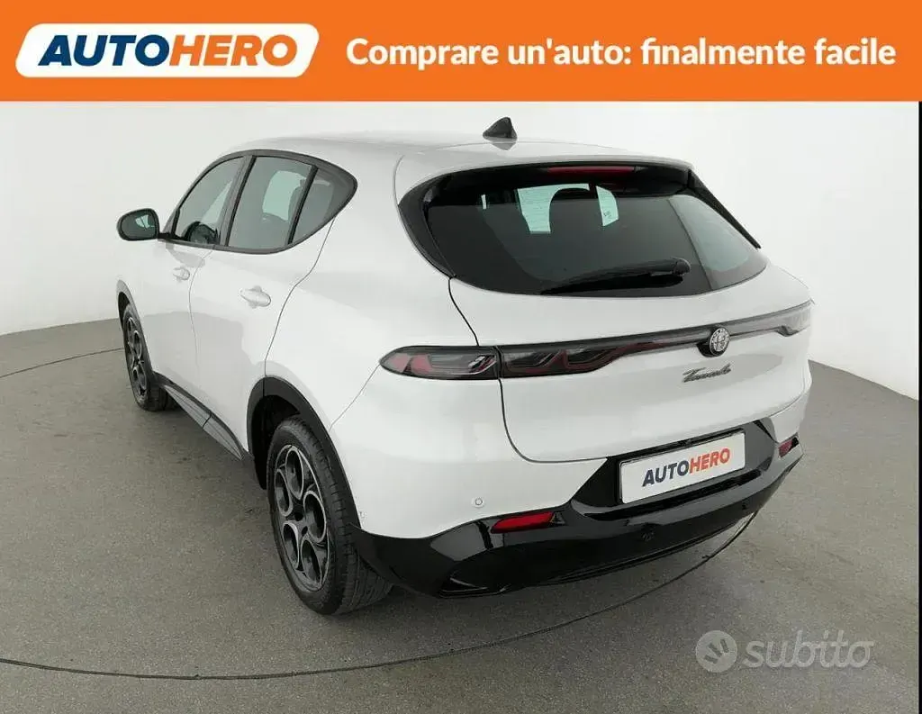 Usata Alfa Romeo Tonale Sprint 131 CV (96 kW) 2024 Bianco SUV