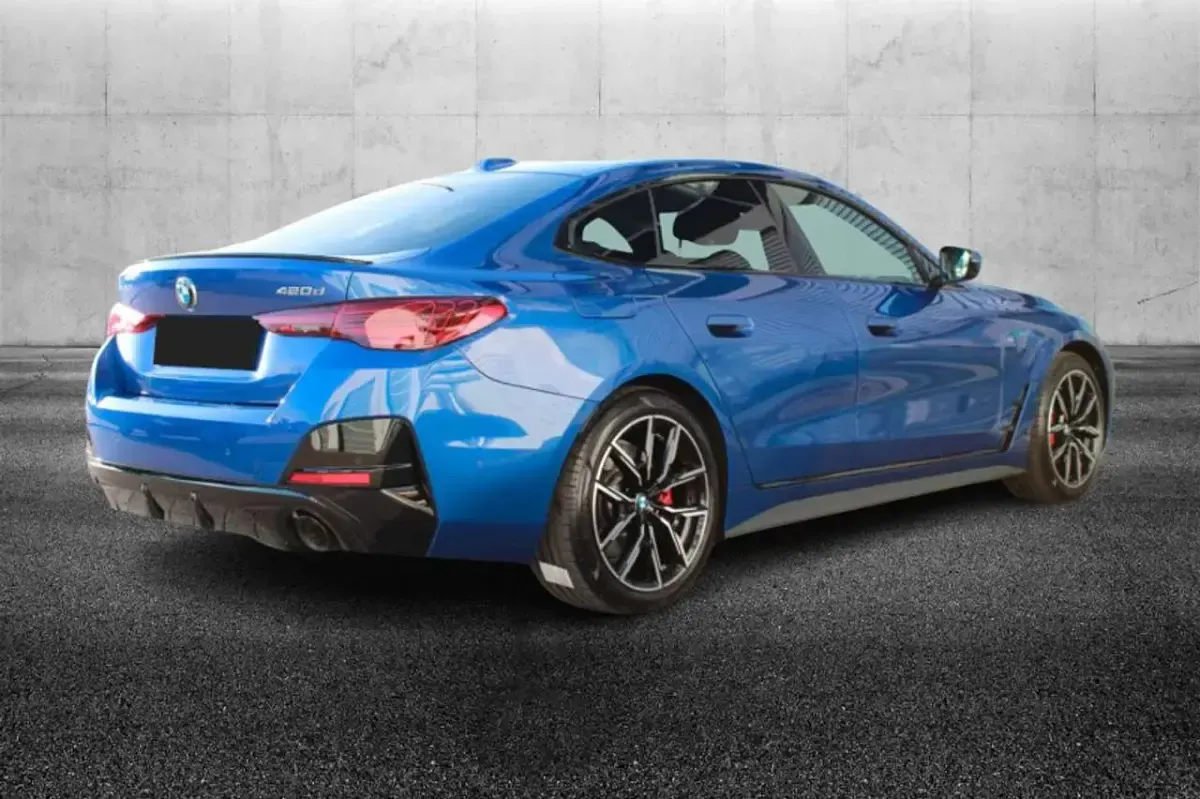 Usata BMW 420 M Sport 190 CV (139 kW) 2025 Blu/azzurro Berlina
