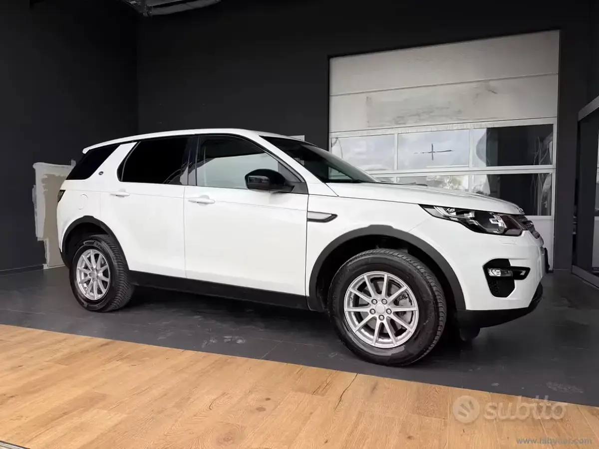 Usata Land Rover Discovery Sport HSE 150 CV (110 kW) 2016 Bianco SUV