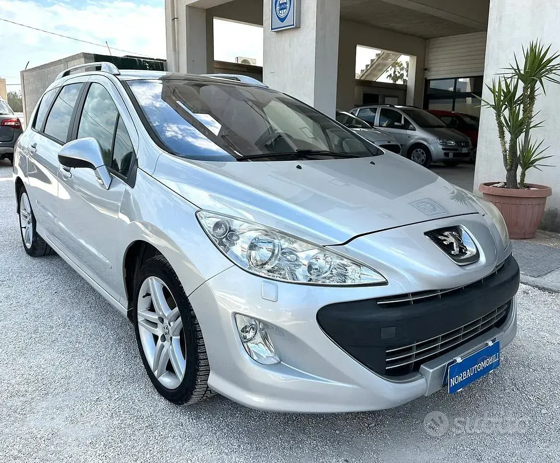 Usata Peugeot 308 110 CV (80 kW) 2010 Grigio Station wagon
