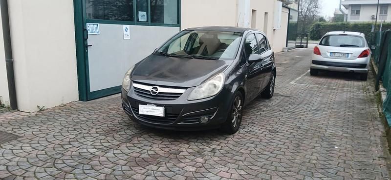 Usata Opel Corsa 75 CV (55 kW) 2010 Grigio Utilitaria