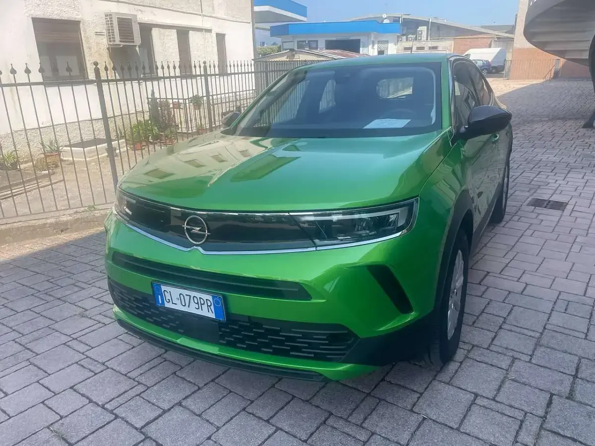 Usata Opel Mokka Edition 101 CV (74 kW) 2022 Verde SUV