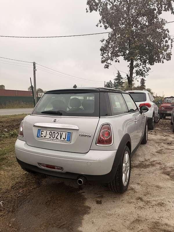 Usata Mini Cooper 122 CV (89 kW) 2011 Utilitaria