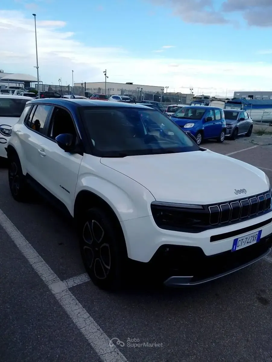 Usata Jeep Avenger Summit 101 CV (74 kW) 2024 Bianco SUV