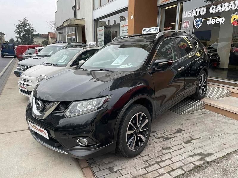 Usata Nissan X-Trail Acenta Premium 131 CV (96 kW) 2014 Nero SUV