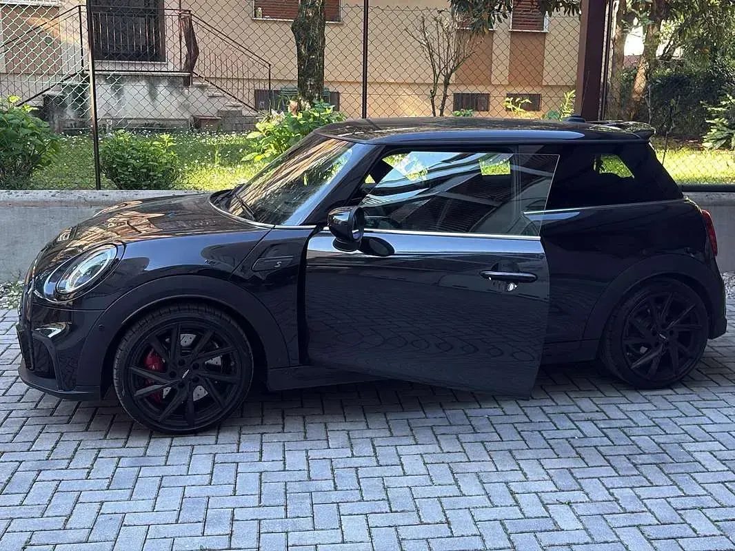 Usata Mini John Cooper Works 178 CV (130 kW) 2026 Nero Utilitaria