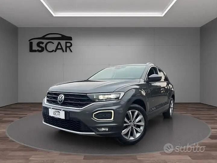 Usata VW T-Roc Advance 115 CV (84 kW) 2020 Grigio SUV