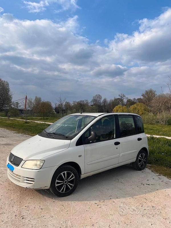 Usata Fiat Multipla 2011 Bianco Monovolume