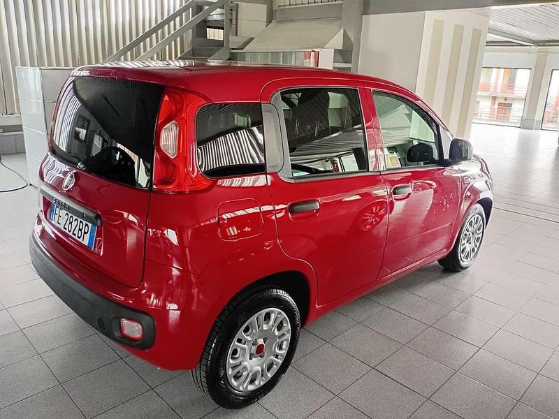 Usata Fiat Panda 80 CV (58 kW) 2016 Rosso Utilitaria