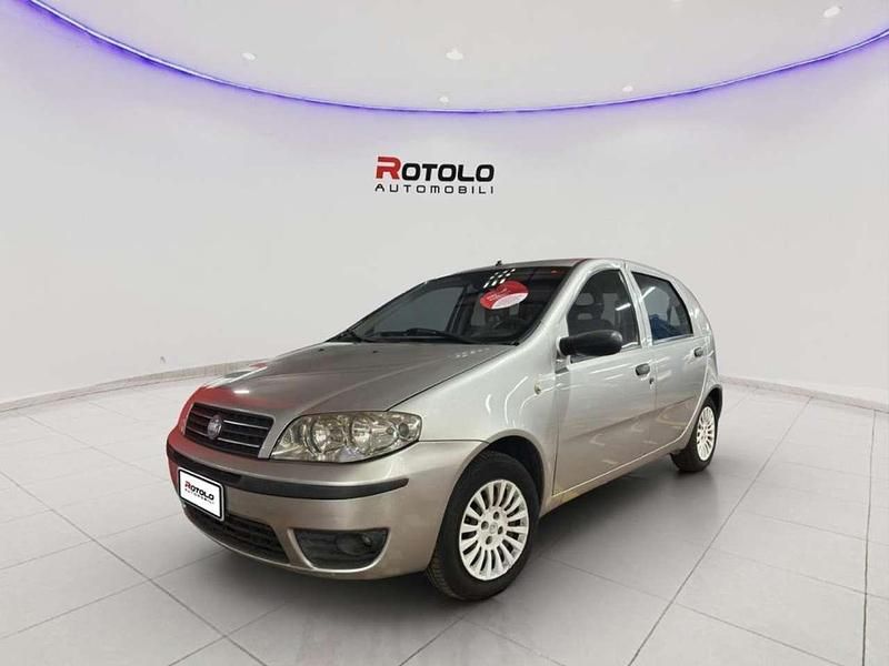 Usata Fiat Punto Active 60 CV (44 kW) 2003 Grigio Berlina