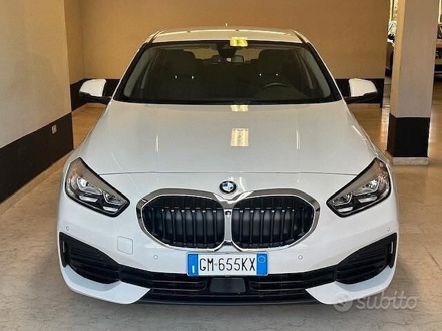 Usata BMW 116 Advantage 116 CV (85 kW) 2022 Bianco Utilitaria