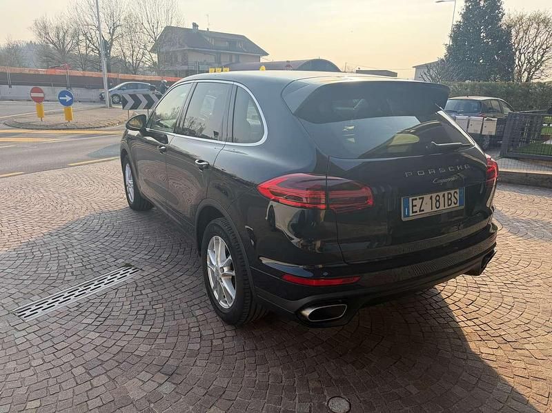 Usata Porsche Cayenne 250 CV (183 kW) 2015 Blu SUV