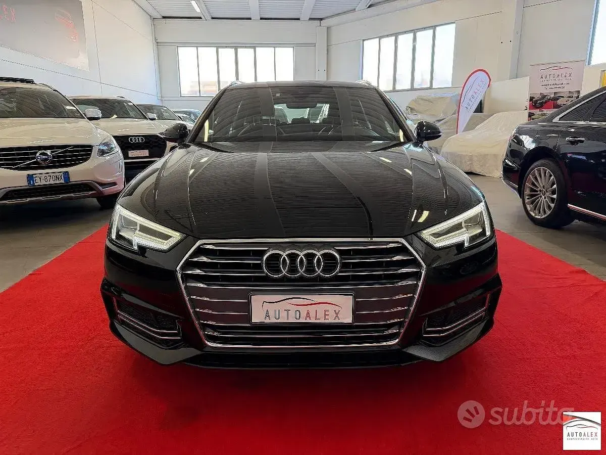 Usado Audi A4 S-Line 150 CV (110 kW) 2016 Negro Familiar