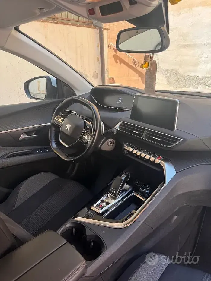 Usata Peugeot 3008 131 CV (96 kW) 2019 Bianco SUV
