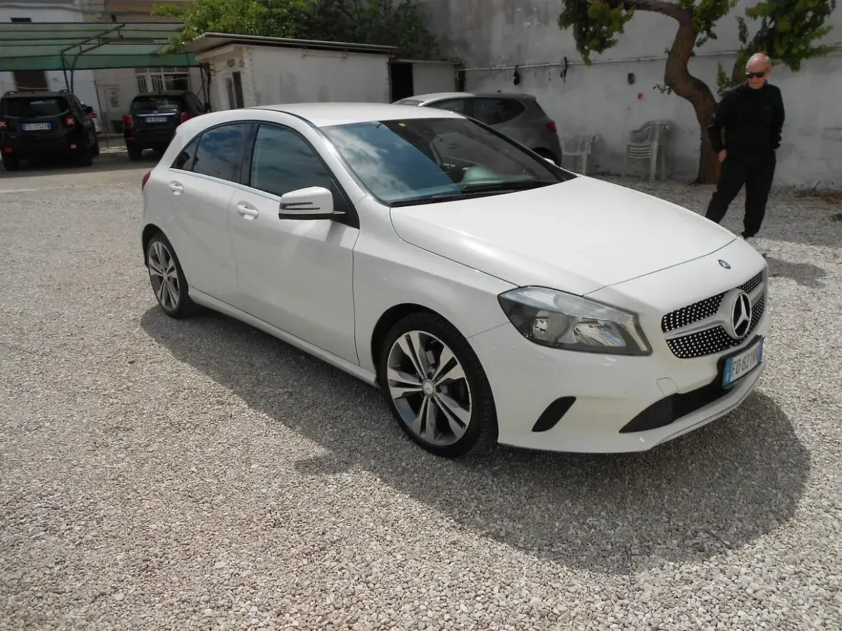 Occasion Mercedes A200 136 ch (100 kW) 2017 Blanc Berline