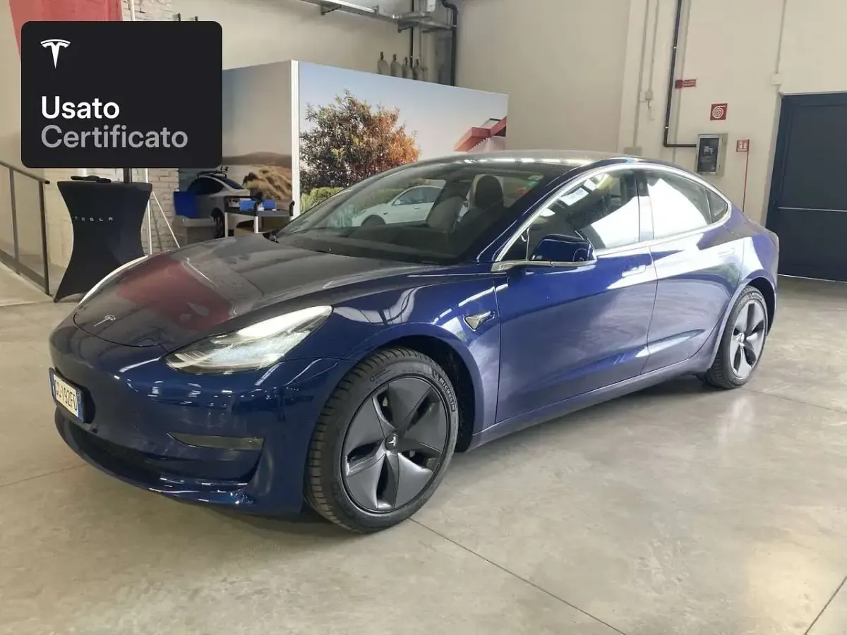 Usata Tesla Model 3 Long Range AWD 324 kW (441 CV) 2020 Deep blue metallic Berlina