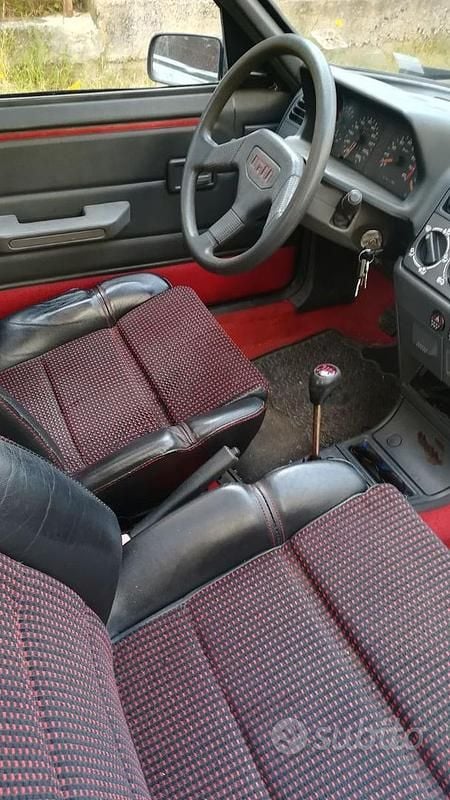 Usata Peugeot 205 GTi 1989 Coupé