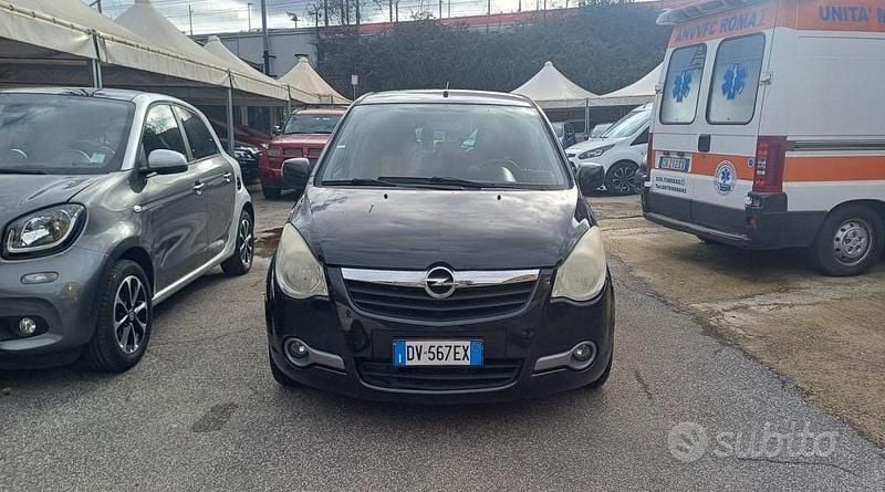 Nero Usata 2009 Opel Agila Enjoy Monovolume | 3999 € (Buon prezzo) - Immagine 1/4