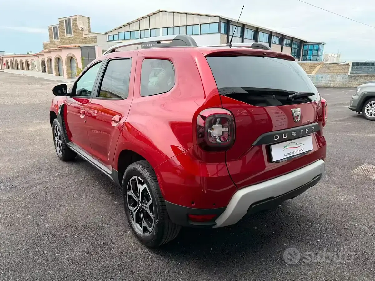 Usata Dacia Duster Prestige 101 CV (74 kW) 2021 Rosso SUV
