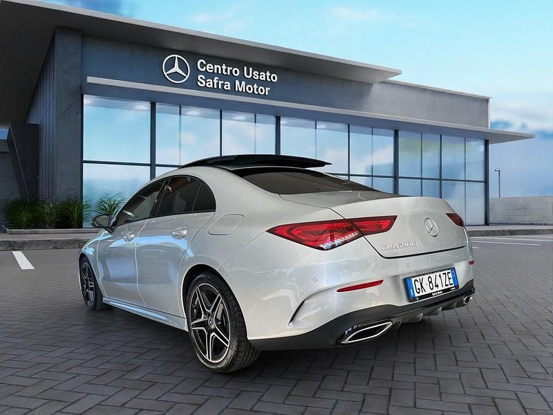 Usata Mercedes CLA200 Premium 150 CV (110 kW) 2022 Argento iridio Coupé