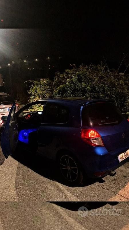 Usata Renault Clio II 75 CV (55 kW) 2009 Blu Utilitaria
