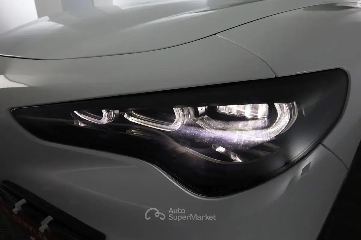 Usata Alfa Romeo Stelvio Ti 209 CV (153 kW) 2023 Bianco SUV